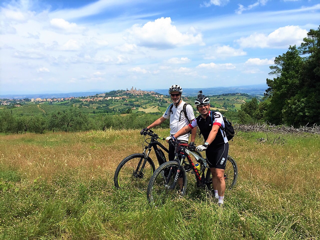 San Gimignano e-bike mountain bike tour view over the town